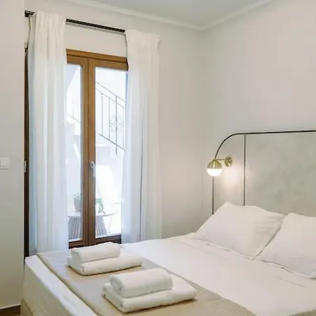 In Heart Of Old Town Saint Rocco's Chic Appartamento La Canea