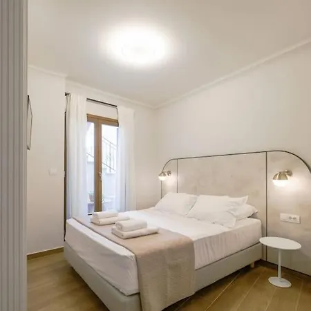 In Heart Of Old Town Saint Rocco's Chic Appartamento La Canea