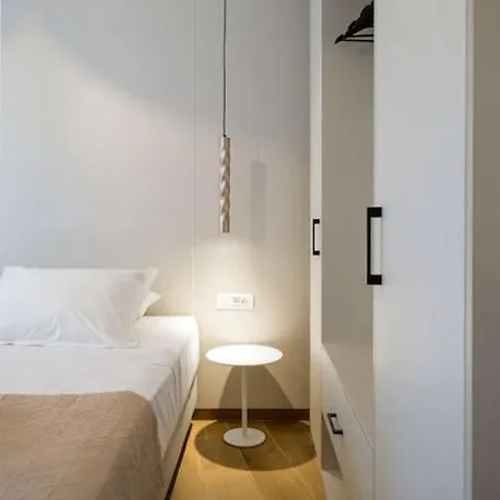 In Heart Of Old Town Saint Rocco's Chic Appartamento